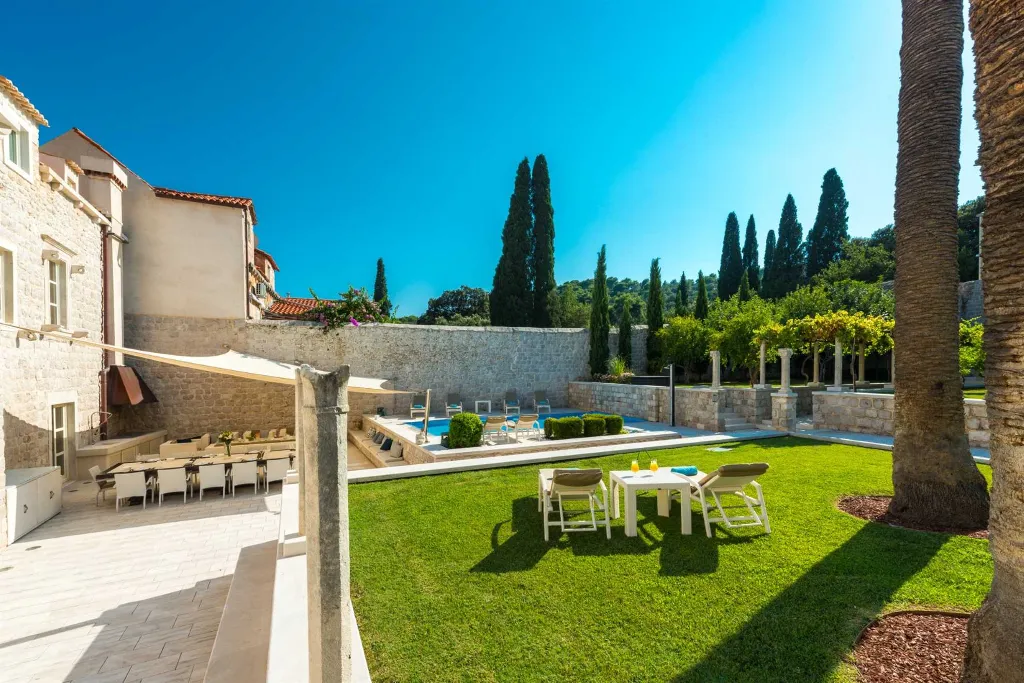 Zaton Villa for 12–14 with Pool and Private Chapel