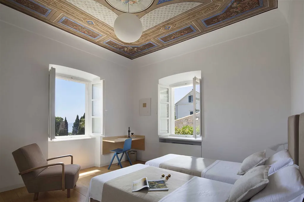 Dubrovnik Villa for Up to 14 Guests with Pool