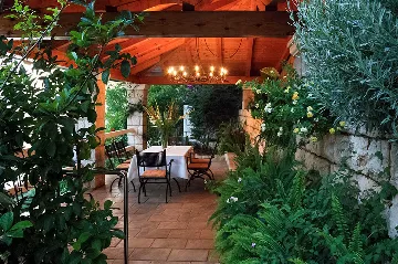 Dubrovnik Villa with Private Pool near the Sea