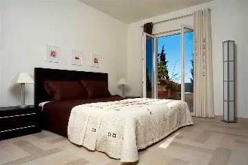 Dubrovnik Villa with Private Pool near the Sea