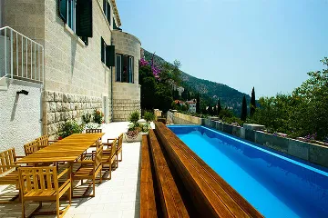 5-Bedroom Villa with Pool in Dubrovnik