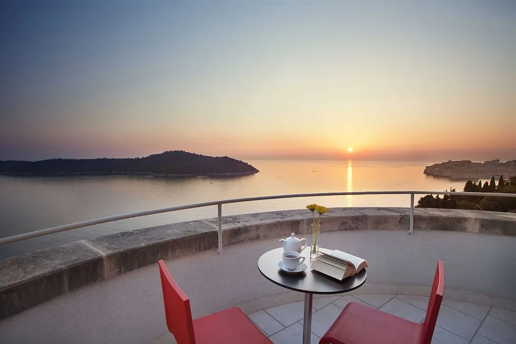 5-Bedroom Villa with Pool in Dubrovnik