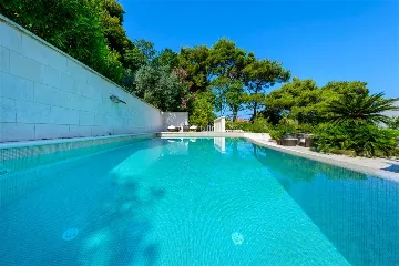 Dubrovnik Villa for 7 Guests with Private Pool
