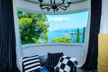 Dubrovnik Villa for 7 Guests with Private Pool