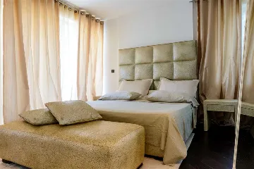 Dubrovnik Villa for 7 Guests with Private Pool