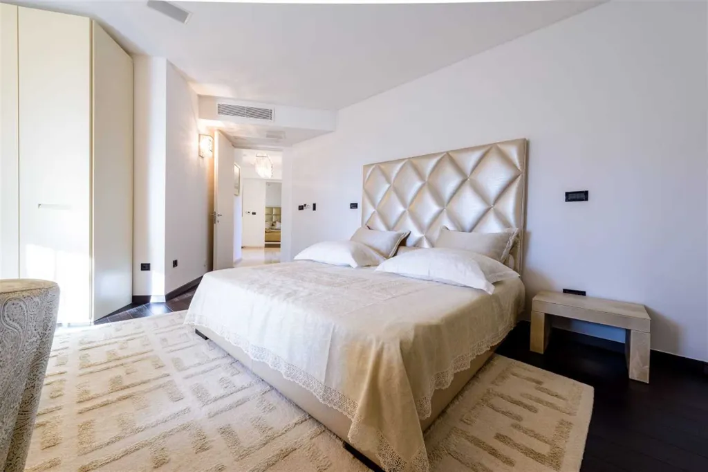Dubrovnik Villa for 7 Guests with Private Pool