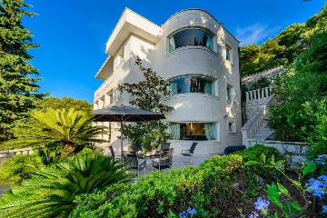 Dubrovnik Villa for 7 Guests with Private Pool