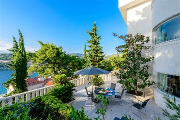 Dubrovnik Villa for 7 Guests with Private Pool