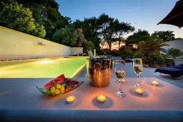 Dubrovnik Villa for 7 Guests with Private Pool