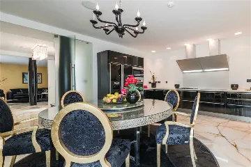 Dubrovnik Villa for 7 Guests with Private Pool