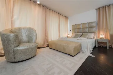 Dubrovnik Villa for 7 Guests with Private Pool