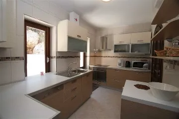 Dubrovnik 5-Bedroom Villa with Pool