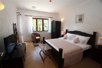 Dubrovnik 5-Bedroom Villa with Pool