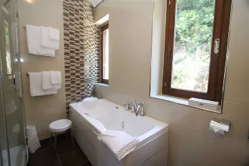 Dubrovnik 5-Bedroom Villa with Pool