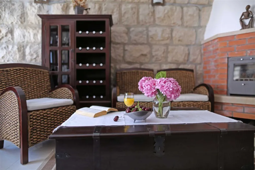 Dubrovnik 5-Bedroom Villa with Pool