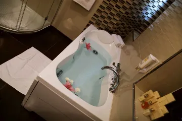 Dubrovnik 5-Bedroom Villa with Pool