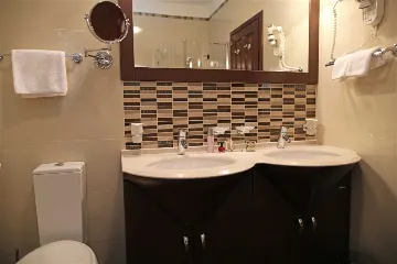 Dubrovnik 5-Bedroom Villa with Pool