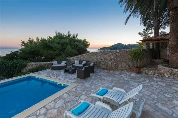Villa in Mlini with Outdoor Pool