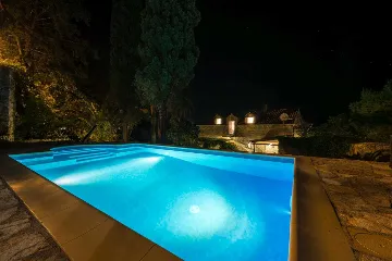 Villa in Mlini with Outdoor Pool