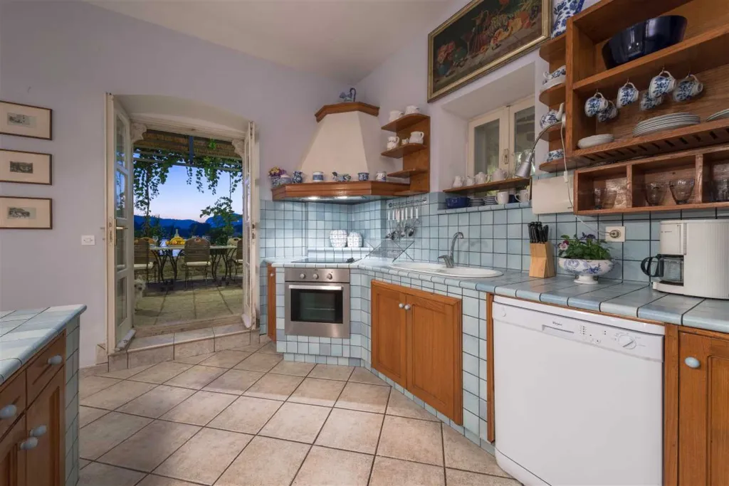 Villa in Mlini with Outdoor Pool
