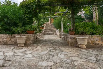 Villa in Mlini with Outdoor Pool