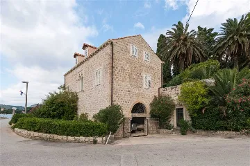 Villa in Mlini with Outdoor Pool