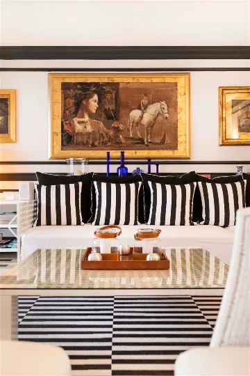 Villa in Dubrovnik with private beach & infinity pool