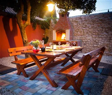 Villa with Pool & Jacuzzi for 10 Guests in Mlini