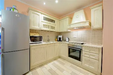 Mlini 5-Bedroom Villa with Pool and Jacuzzi