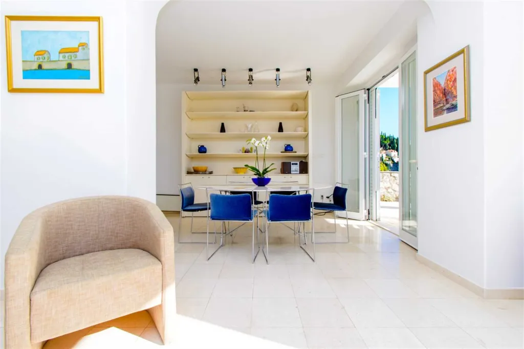 Dubrovnik Villa for 5 Guests with Outdoor Pool