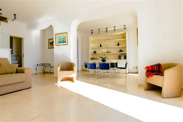 Dubrovnik Villa for 5 Guests with Outdoor Pool