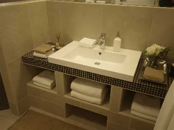 Orašac Air-Conditioned Villa with Pool for 4