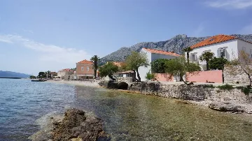 Orebić Villa with Swimming Pool for 9 Guests