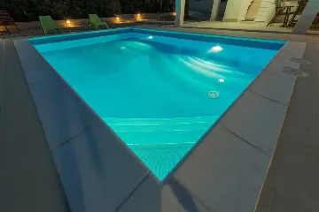Villa in Orebić for 8 Guests with Swimming Pool