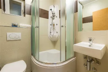 Villa in Orebić for 8 Guests with Swimming Pool