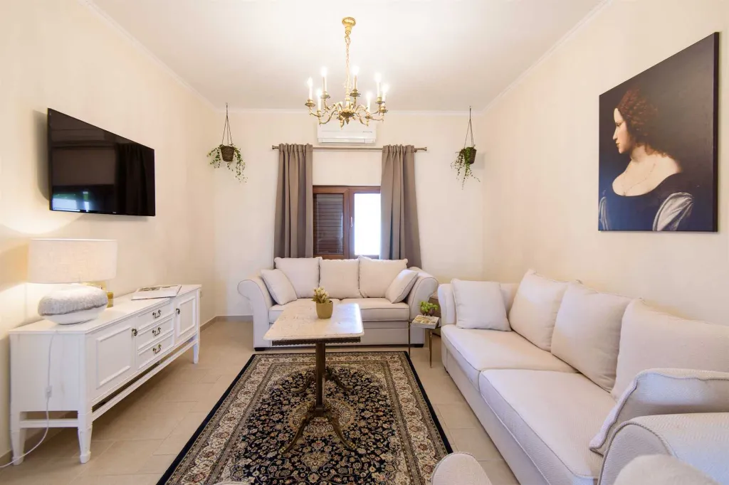 Orebić Villa with Swimming Pool and 4 Bedrooms