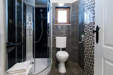 Orebić Villa with Swimming Pool and 4 Bedrooms