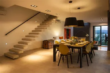 4-Bedroom Villa in Mimice for 8 Guests