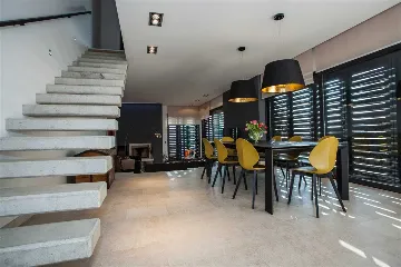 4-Bedroom Villa in Mimice for 8 Guests