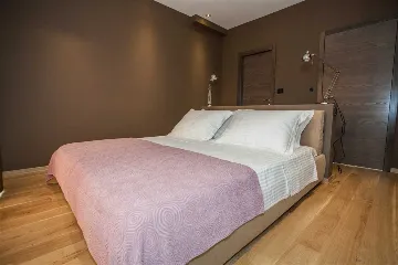 4-Bedroom Villa in Mimice for 8 Guests