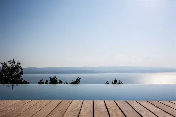 4-Bedroom Villa in Mimice for 8 Guests