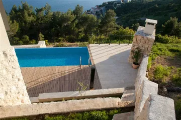 4-Bedroom Villa in Mimice for 8 Guests