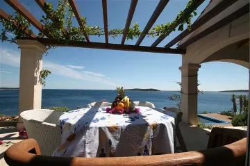 Milna Villa with Outdoor Pool for 10 Guests