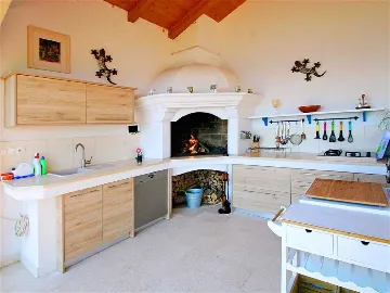 Milna Villa with Outdoor Pool for 10 Guests