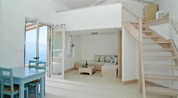 Villa in Vela Luka for 8 Guests with Pool