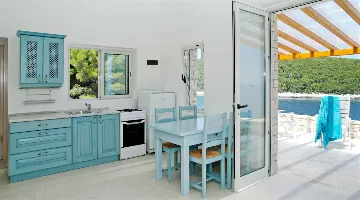 Villa in Vela Luka for 8 Guests with Pool