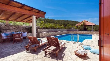 Stone Villa with Pool in Prigradica, Vela Luka
