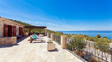 Stone Villa with Pool in Prigradica, Vela Luka