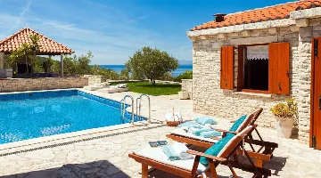 Stone Villa with Pool in Prigradica, Vela Luka