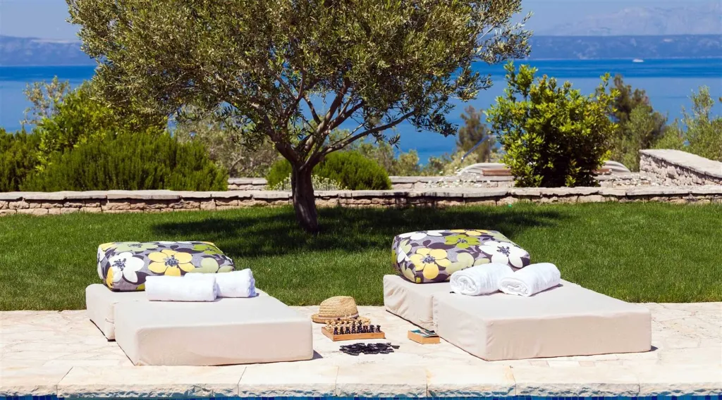 Stone Villa with Pool in Prigradica, Vela Luka